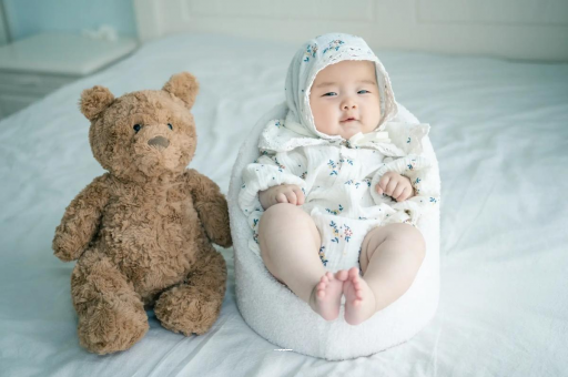 果洛宝宝枕枕头的最佳时间